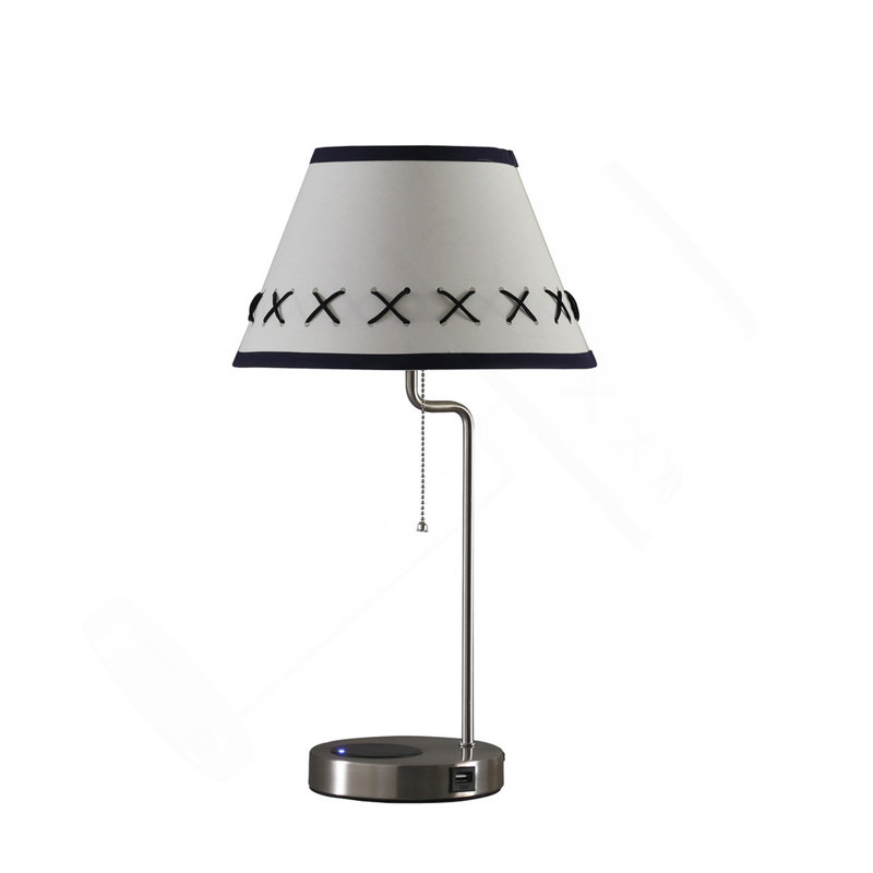 Lampe de table moderne 20 pouces Shelby avec station de recharge USB / USB