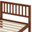 Lit plateforme en bois avec tête de lit, pied de lit et lattes en bois-619045194