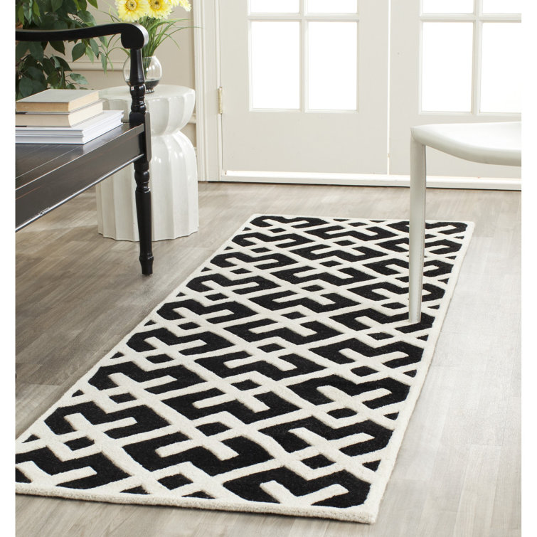 Teresita Hand Tufted Wool Geometric Rug