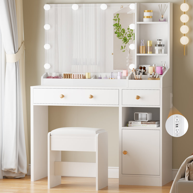 Makeup Vanity Set With Built-in Outlets And Lighted Mirror