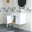 Meuble-lavabo mural de 24 po avec lavabo, charnières à fermeture en douceur, lavabo en céramique, assemblage facile, finition noire brillante, poignées dorées, grand espace de rangement