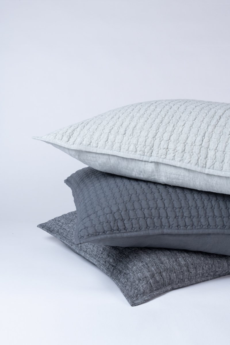 Bahari Linen Shams, Standard, Seaglass