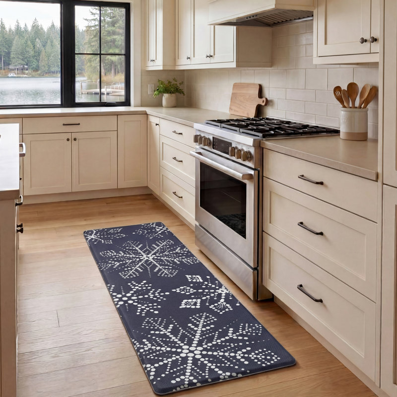 Tapis de cuisine Eddie Bauer, 17,5 po x 48 po, Marine / multicolore