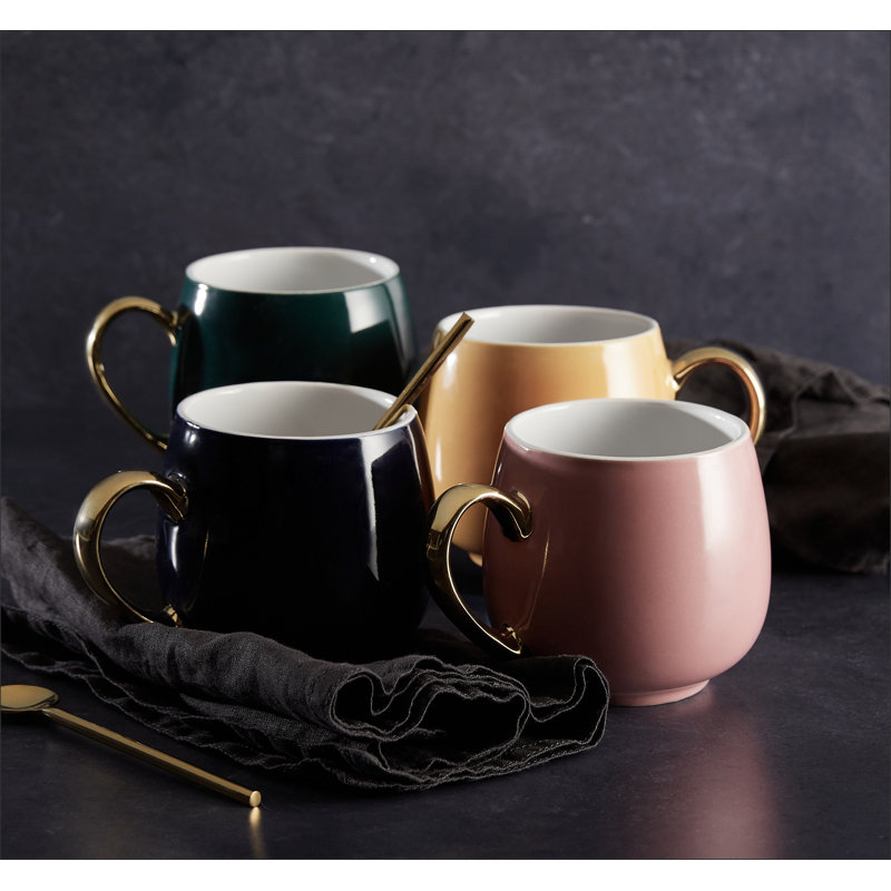 Harlem Mugs