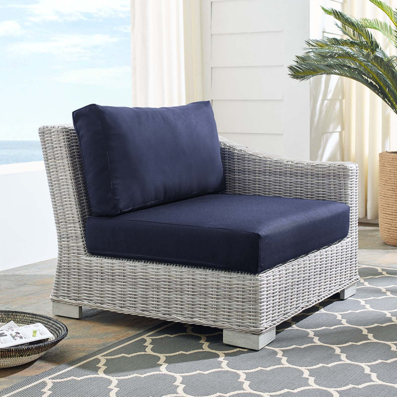 Fauteuil d'extérieur en rotin pour terrasse Conway, Sunbrella® bleu marine