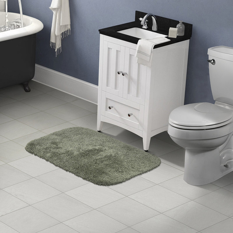 Billy-Dean Nylon Bath Rug with Non-Slip Backing, Deep Fern, 30" W x 50" L