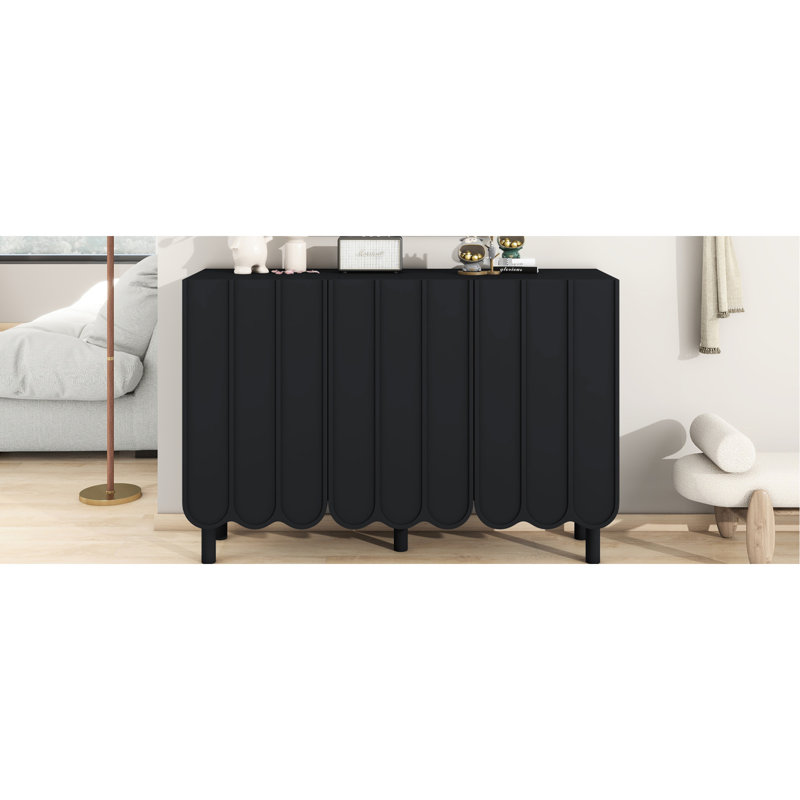 Buffet noir moderne avec des options de rangement réglables, pour les tablettes de la salle à manger, les pieds