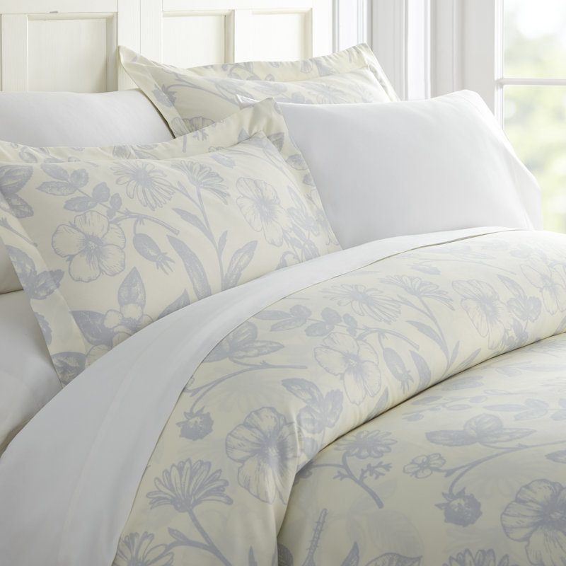 Light Blue Floral Microfiber Full/Queen Duvet Cover Set