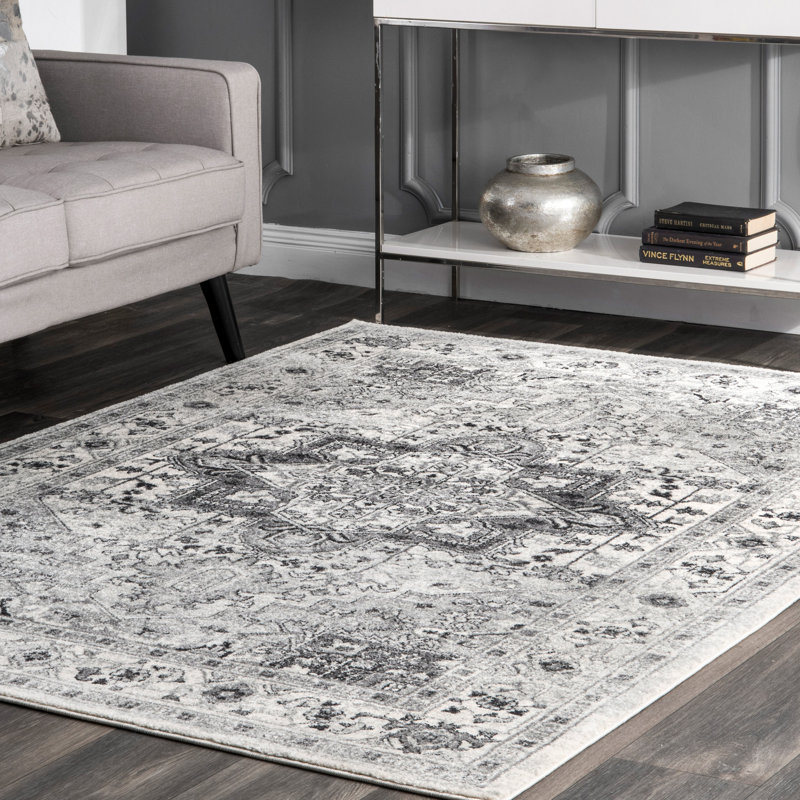 Mixon Floral Indoor Rug, Rectangle 6'7" x 9'