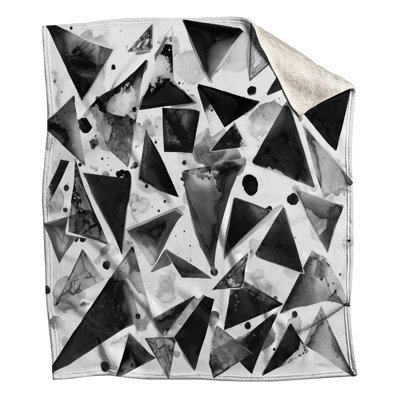 Couvertures triangulaires à encre noire