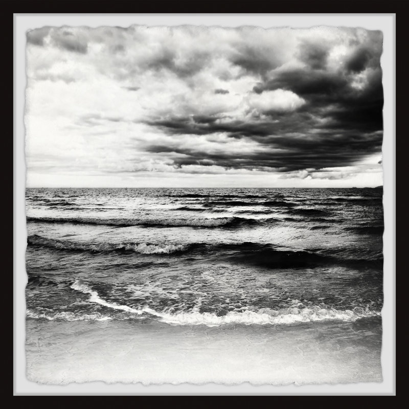 «Black Clouds», reproduction encadrée, H 12 po x l 12 po x P 1,5 po