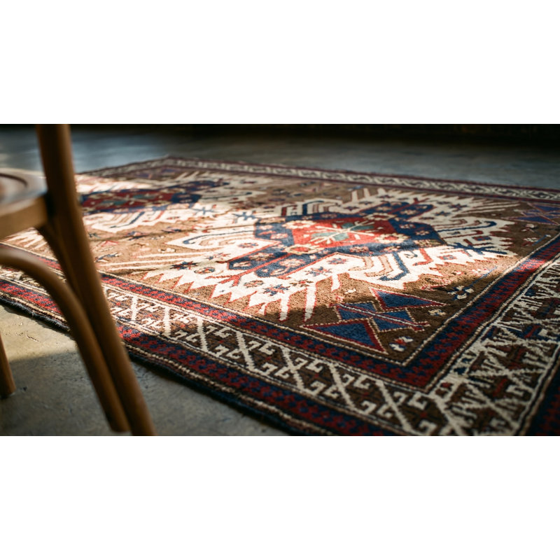 Petit tapis Seychour à motif d'aigle Kazak