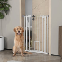 PawHut Barrière pour animaux de compagnie en bois autoportante pour chien d'intérieur  Barrière de sécurité pour barrière de porte pliable avec porte ouverte en  forme de Z 4 panneaux 