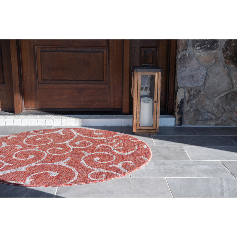 Charlton Home® Coutu Floral Indoor/Outdoor Rug & Reviews | Wayfair