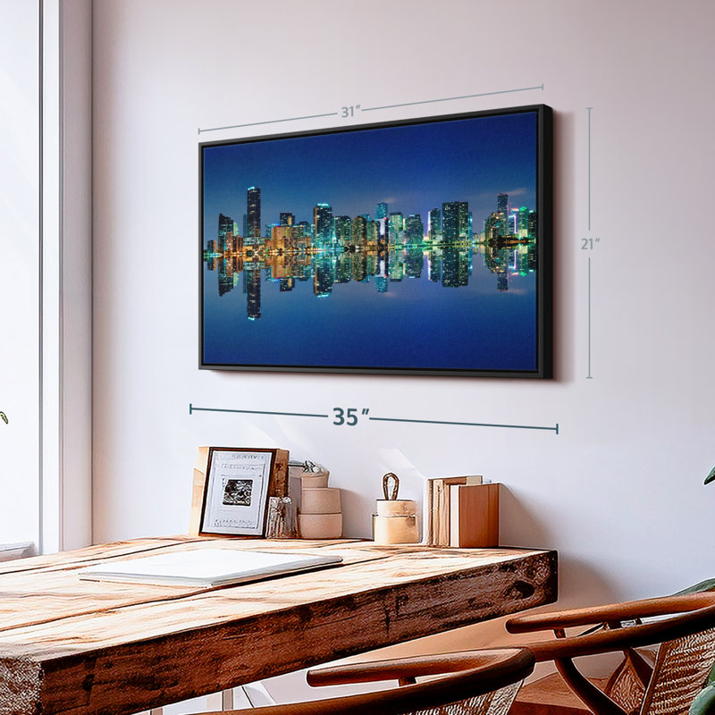 «Miami Night Skyline Wall Art», H 31 po x l 21 po