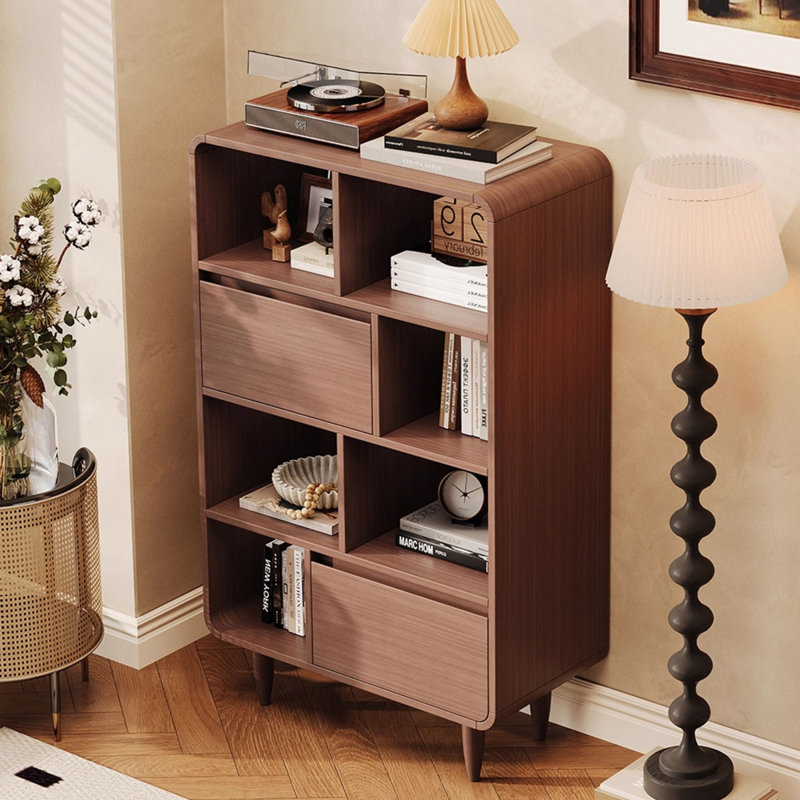 Vitrines en bois manufacturé et brun noisette, H 51,18 po x l 39,37 po x P 11,81 po