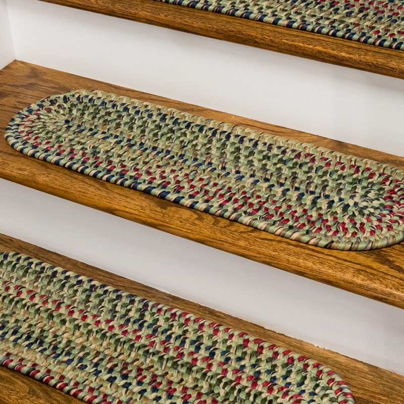 Tapis d'escalier New England Braid 8 po x 28 po, Vert mousse