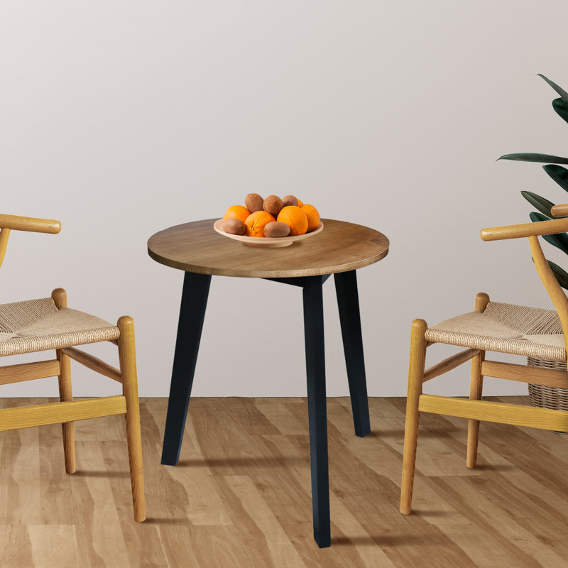 Table d'appoint moderne à trois pieds avec plateau en bois franc américain