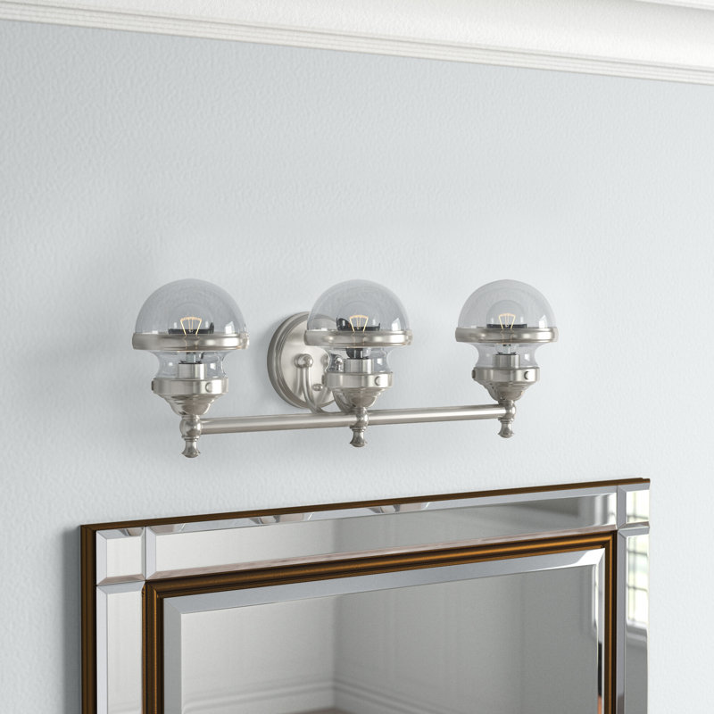Éclairage de salle de bain à intensité variable 3 lumières Liverman, Nickel brossé
