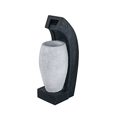 Water Fountain With Vase Design