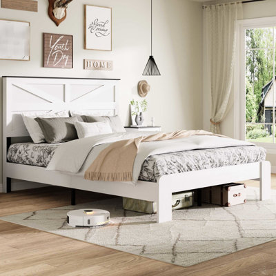 Tête de lit avec plateforme grand lit en bois blanc, bruit, pas de sommier tapissier, assemblage facile, look industriel, sophistiqué et utilisation dans la chambre à coucher avec un lit en métal de forme mi, style, rehaussement