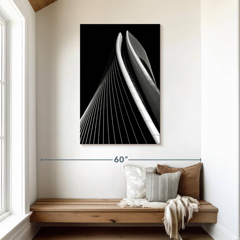 Lilie Curvy Skyscraper, 45" H x 30" W