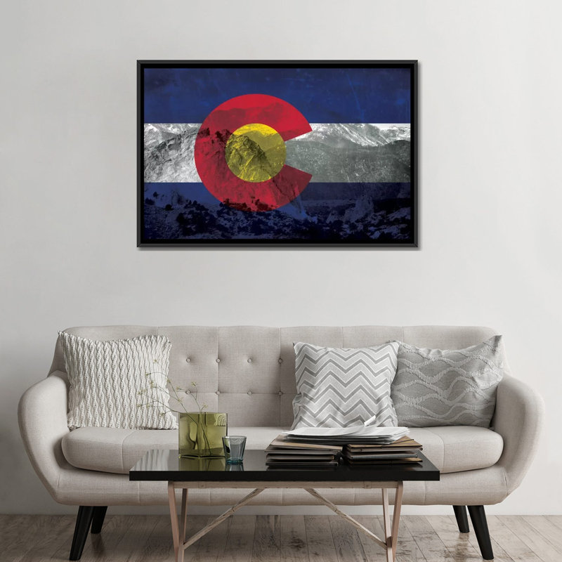 «Colorago Flag, Pikes Peak», impression sur toile, H 18 po x l 26 po x P 1,5 po, Toile avec cadre noir, Pas de tapis