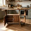 Cette table pliante multifonctionnelle dispose d'un support de rangement et de roulettes, ce qui la rend idéale pour les petits appartements, les cuisines, les dortoirs et les bureaux.