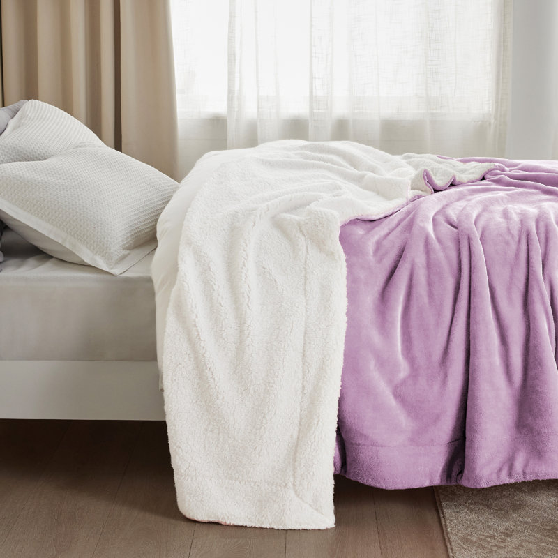 Couvre-lit Sherpa Bedsure GentleSoft ™ - couverture épaisse pour lit toutes saisons - cadeau idéal pour les étudiants, Lilas