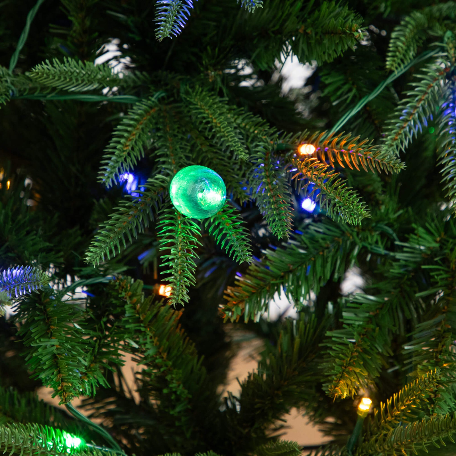 Pre-Lit Pine Christmas Tree, 4ft