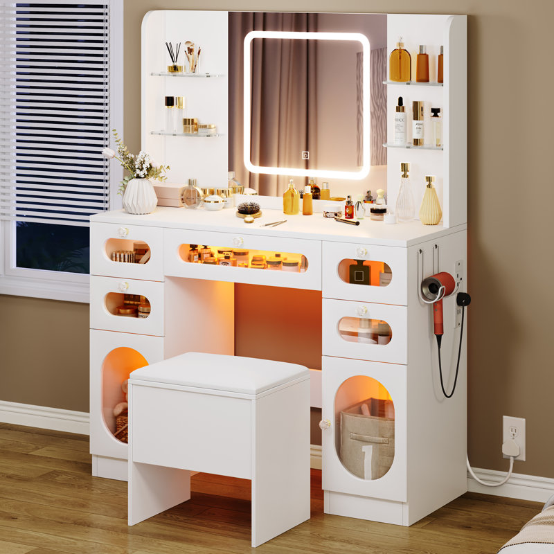 104.9Cm W Dressing Table With Mirror