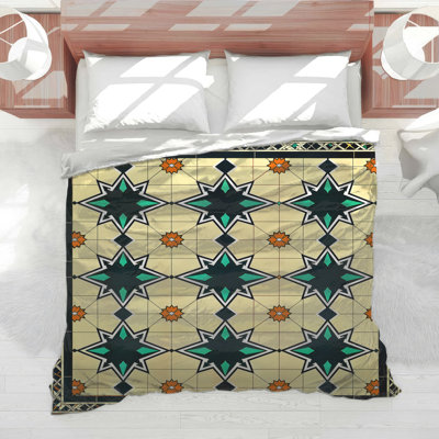 Geometric Star Pattern Comforter