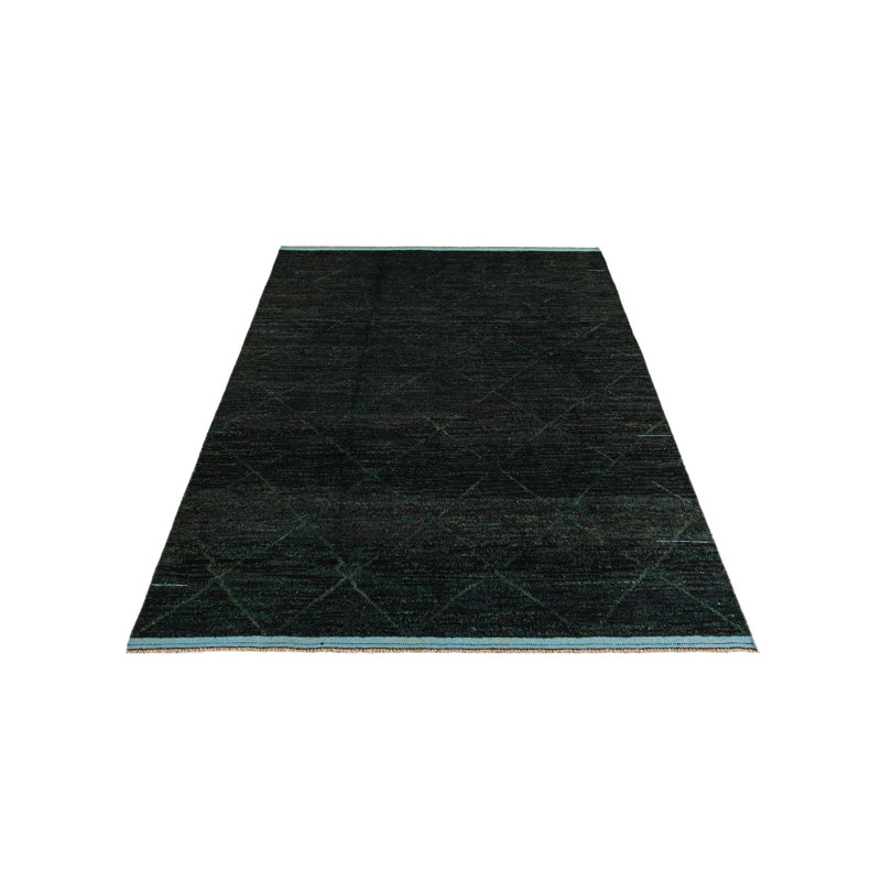 Iraheta Black Rug