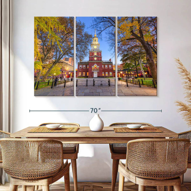 Independence Hall, 42" H x 65" W