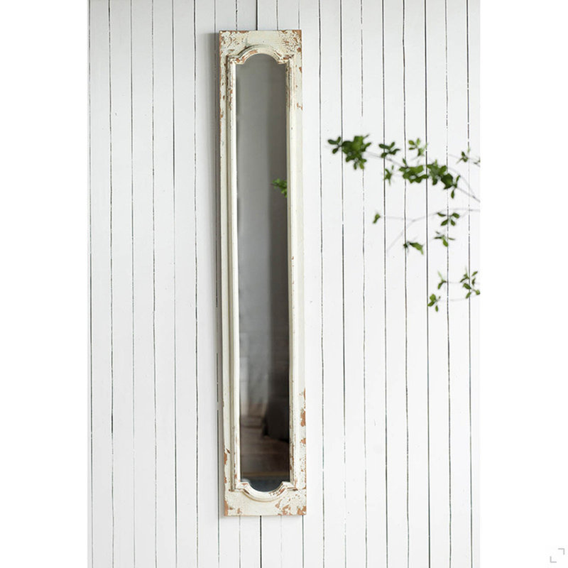 Miroir de plancher 11,8 x 1,6 x 69,3 po avec finition blanche vieillie