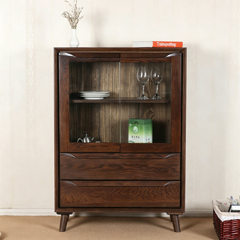 Demott, Walnut