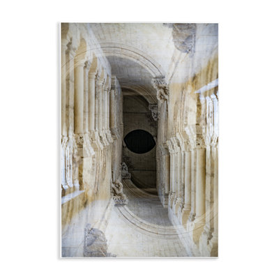 Plaque murale de colonnes de symétrie surréaliste, design par Robin Vandenabeele