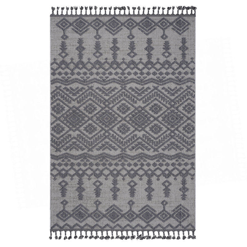 Collection White/Gray /Traditional Indoor/Outdoor Area Rug, Rectangle 4' x 6'2"