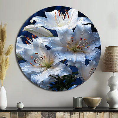 Flowers Serenity In White - Floral Round Metal Art