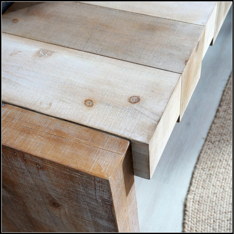 Console moderne et rustique avec blocs sculptés pour les couloirs étroits et les salons