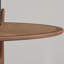 Table ronde et chaise pragmatiques-111614886