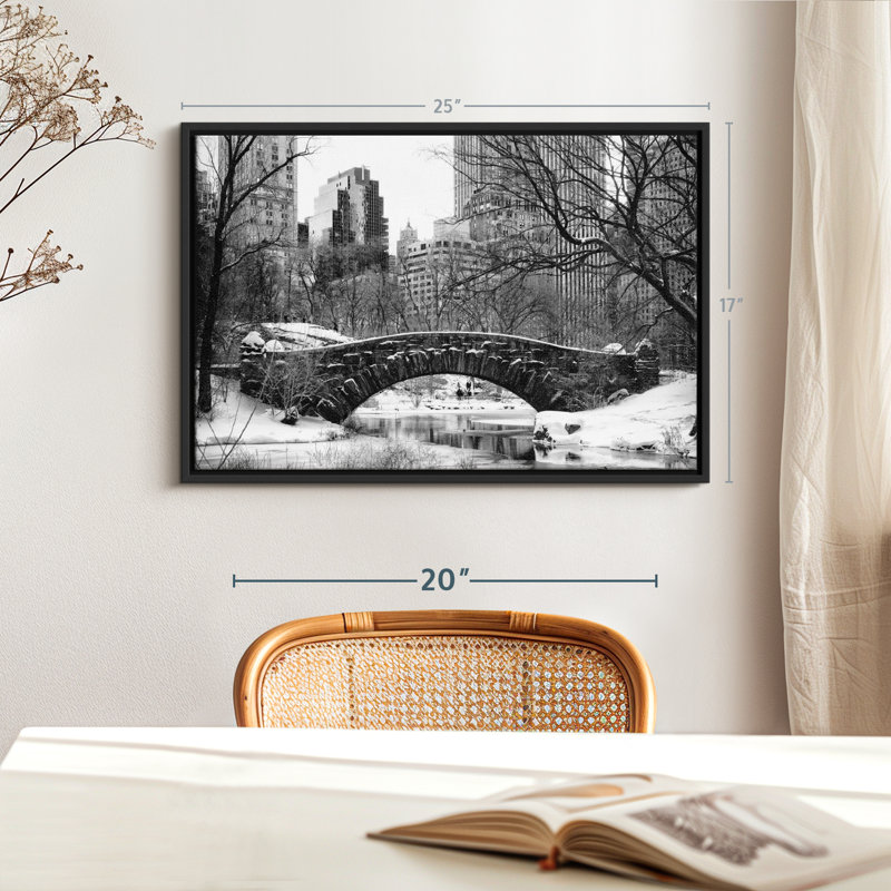 «Central Park BW Wall Art», H 17 po x l 25 po