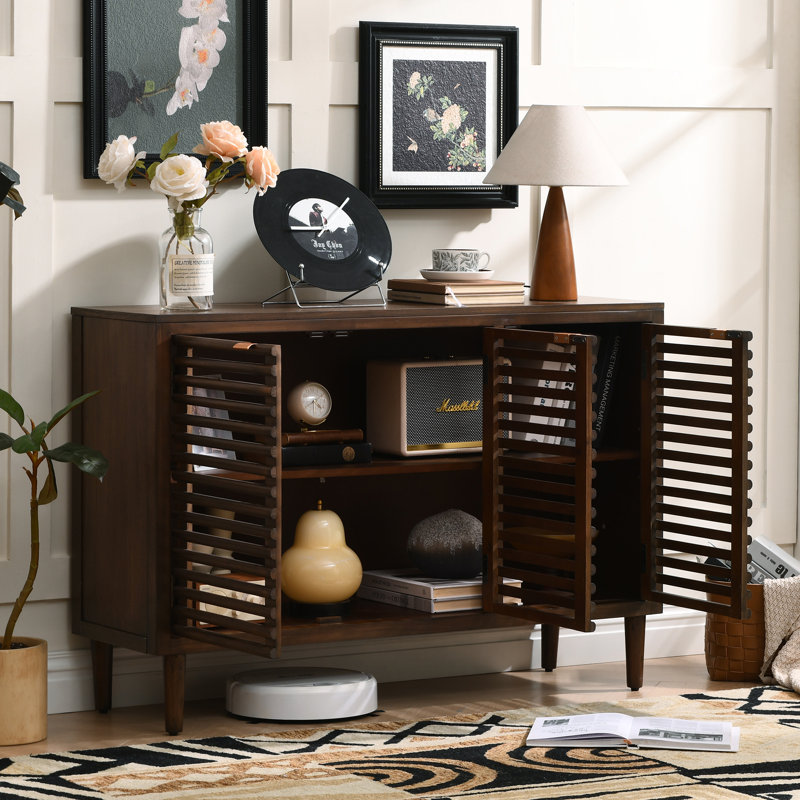 Armoire de rangement moderne à 3 portes Jahey avec tablettes réglables, portes à lattes, Noyer brun