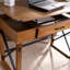 Bureau pour travailler debout à hauteur réglable