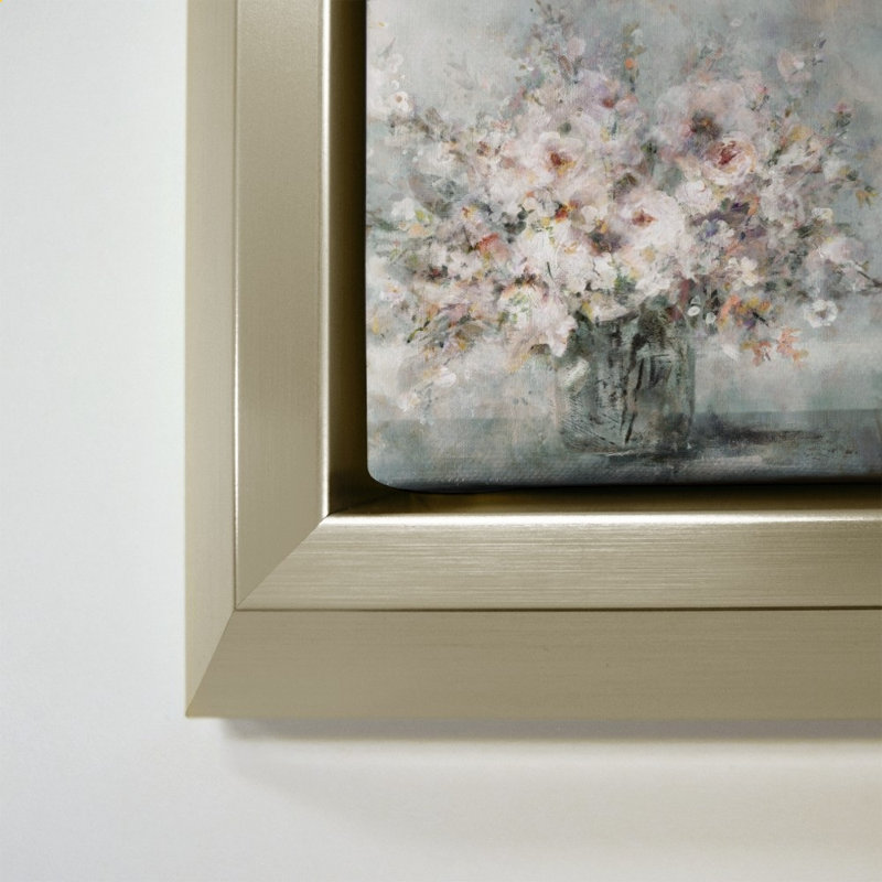«Lovely Bouquet» par Carol Robinson - Impression sur toile, 24" H x 24" W, Champagne