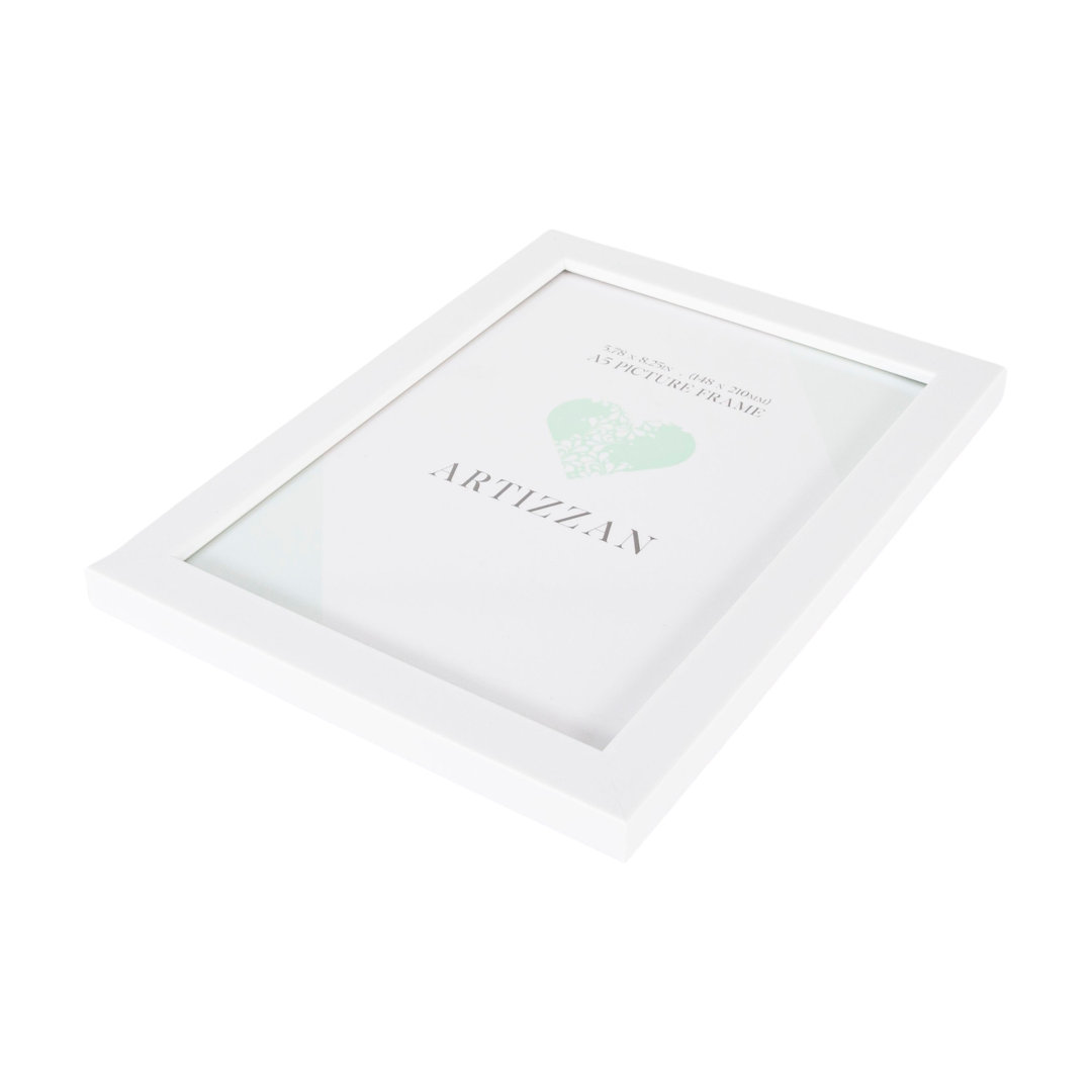 Modern and Stylish Wood Effect Plastic Frame for Wall Hanging
