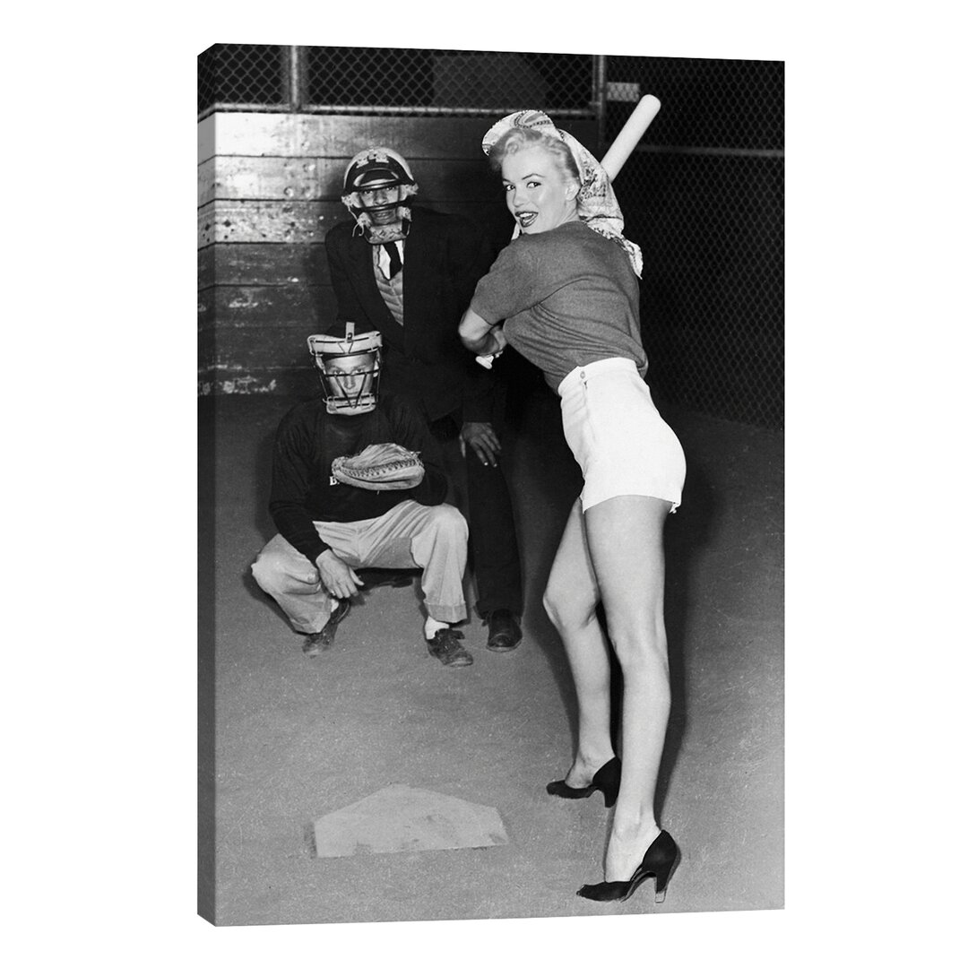 Leinwandbild Marilyn Monroe At The Plate In Black Heels von Tim Fitzharris