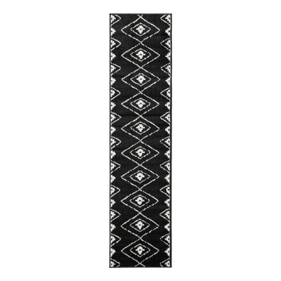 Latitude Run® Vefsna Nikolis Rug Black