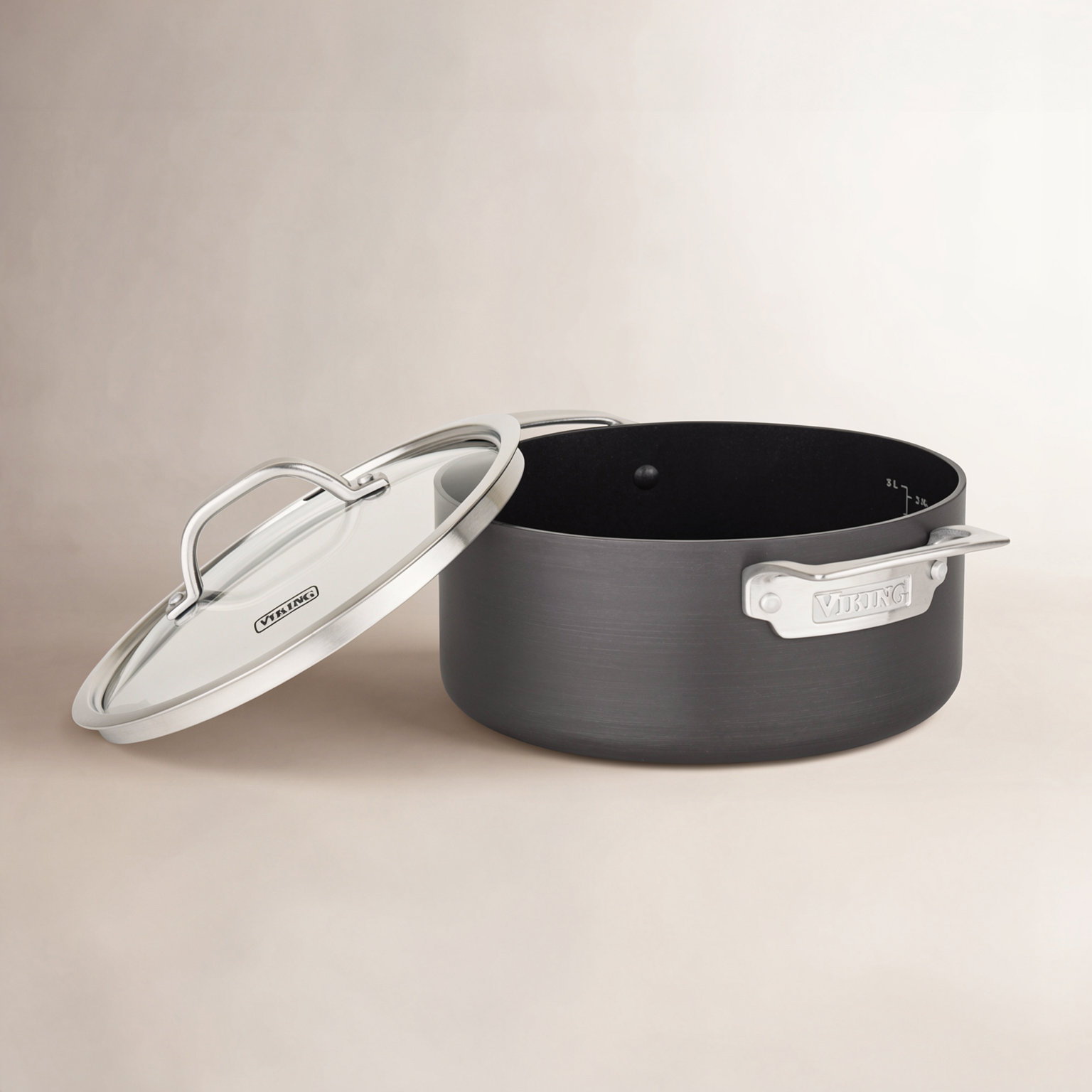 Viking Hard-Anodized Non-Stick Stockpot, 4 Qt.