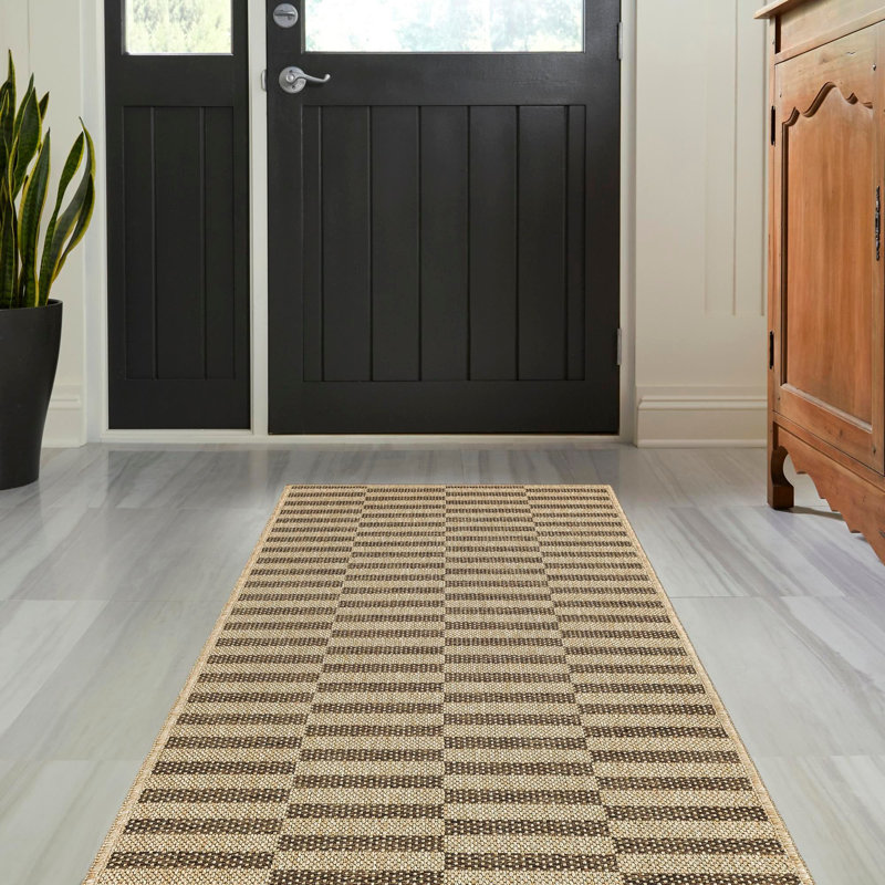 Sheglita Abstract Indoor Rug, Runner 2' x 5'3"